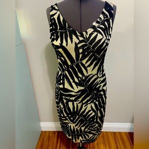 ST JOHN EVENING SZ 12 SEQUIN KNIT SLEEVELESS COCKTAIL EVENING DRESS LEAF PATTERN